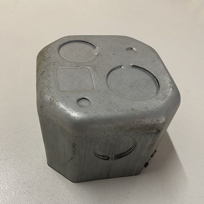 Gümüş Su Geçirmez Dökme Demir Elektrik Bağlantı Kutusu Metal Terminal Kutusu Özelleştirilmiş