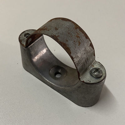 Dövülebilir Sıcak Galvanizli Metal Boru Eyerleri 20mm 25mm Hastane Eyerleri