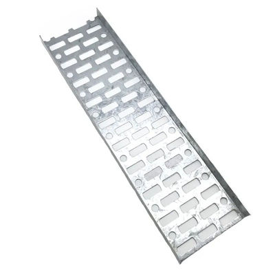Yüksek Sertlik Metal Kablo Tavası Galvanizli Çelik Kanal Özel Genişlik